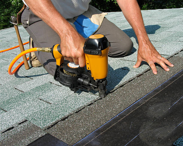 Best Commercial Roofing Services  in Fox Crossing, WI
